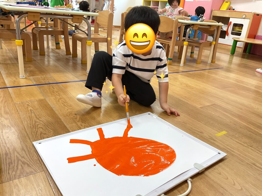 画用紙で製作　大阪　保育園　くじら保育園　202607-2