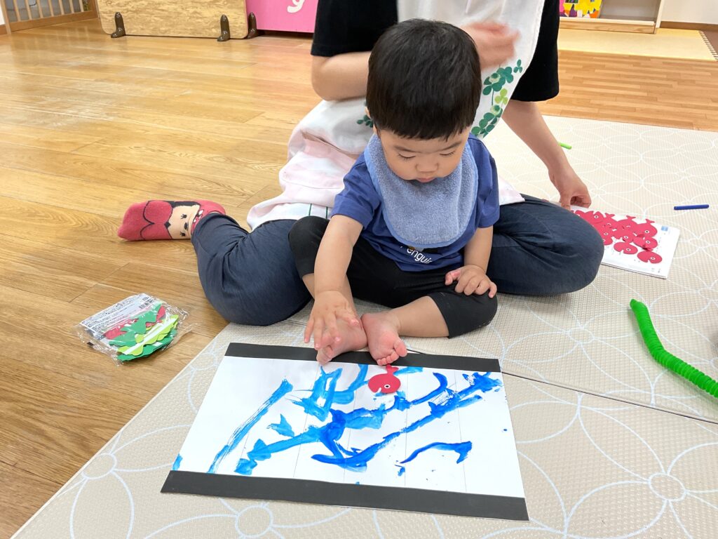 保育園で手作り提灯　大阪　くじら保育園　202607-4