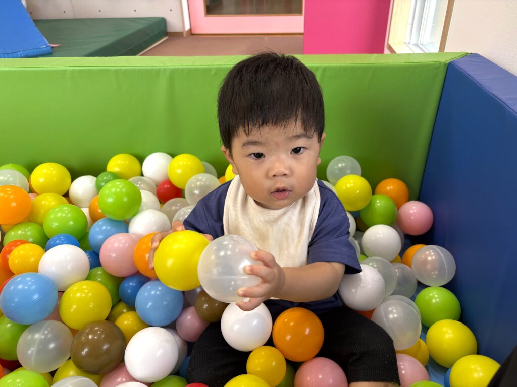 保育園の遊戯室　大阪　くじら保育園　202608-4