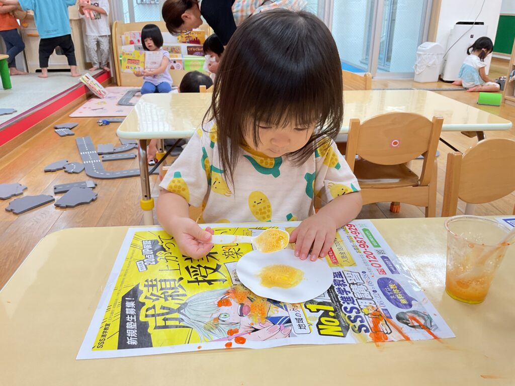 保育園9月の壁面でお月見製作　大阪　くじら保育園　202609-1