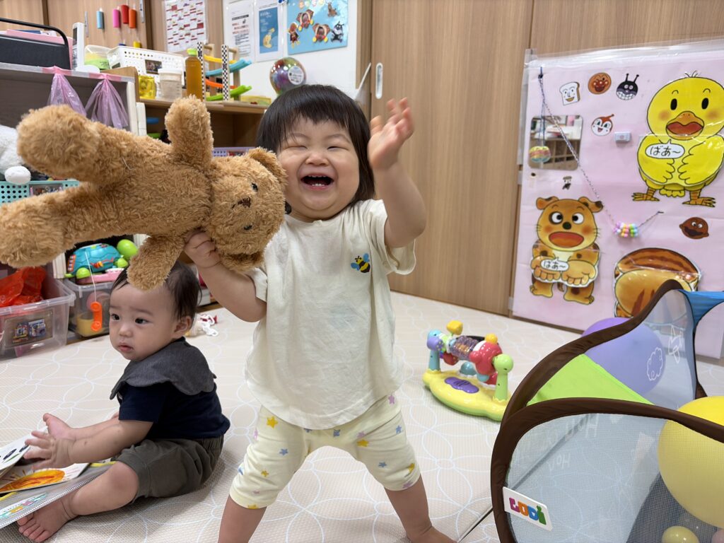 0歳児さんの保育園生活 大阪 くじら保育園 202609-4