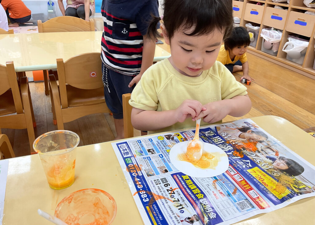保育園9月の壁面でお月見製作 - くじら保育園 天王寺園 保育園9月の壁面でお月見製作 - くじら保育園 天王寺園