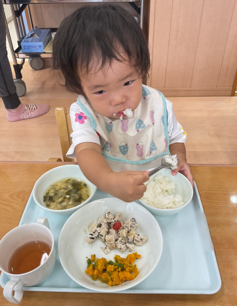 給食　自園調理　手作り給食　人気メニュー　大阪　吹田　保育園　くじら保育園　豊津東　202509-4
