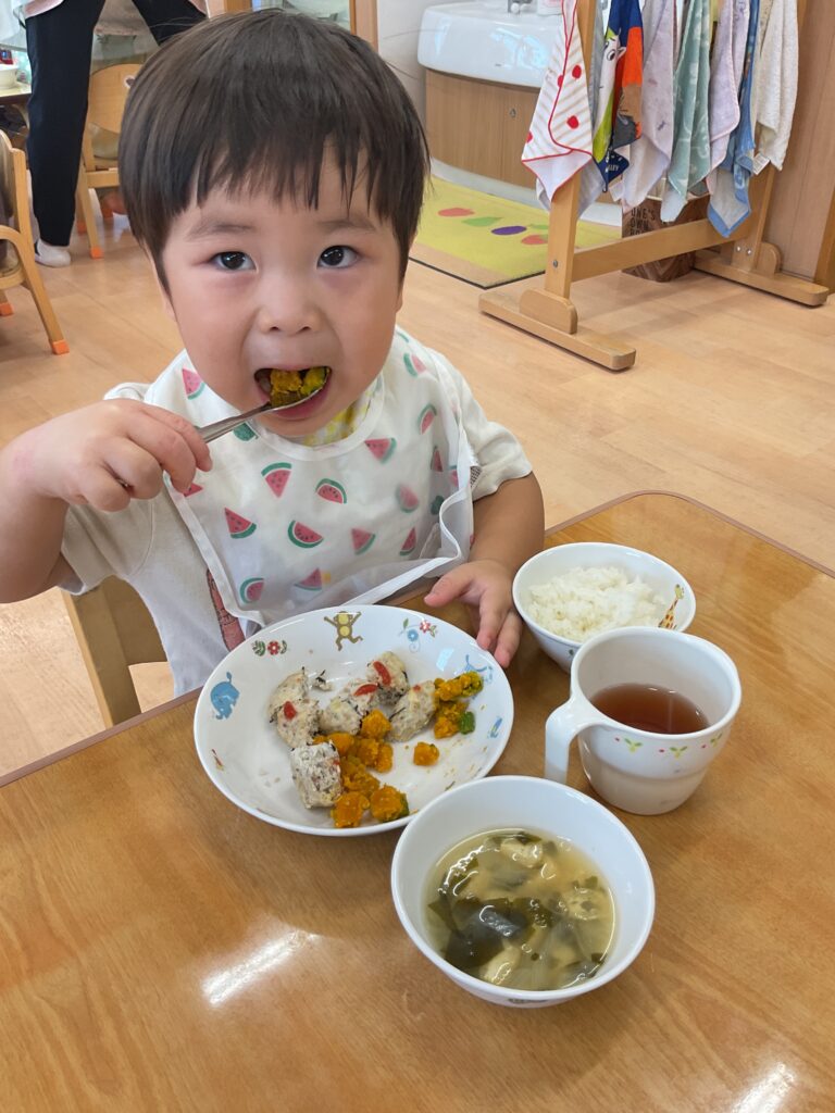 給食　自園調理　手作り給食　人気メニュー　大阪　吹田　保育園　くじら保育園　豊津東　202509-1
