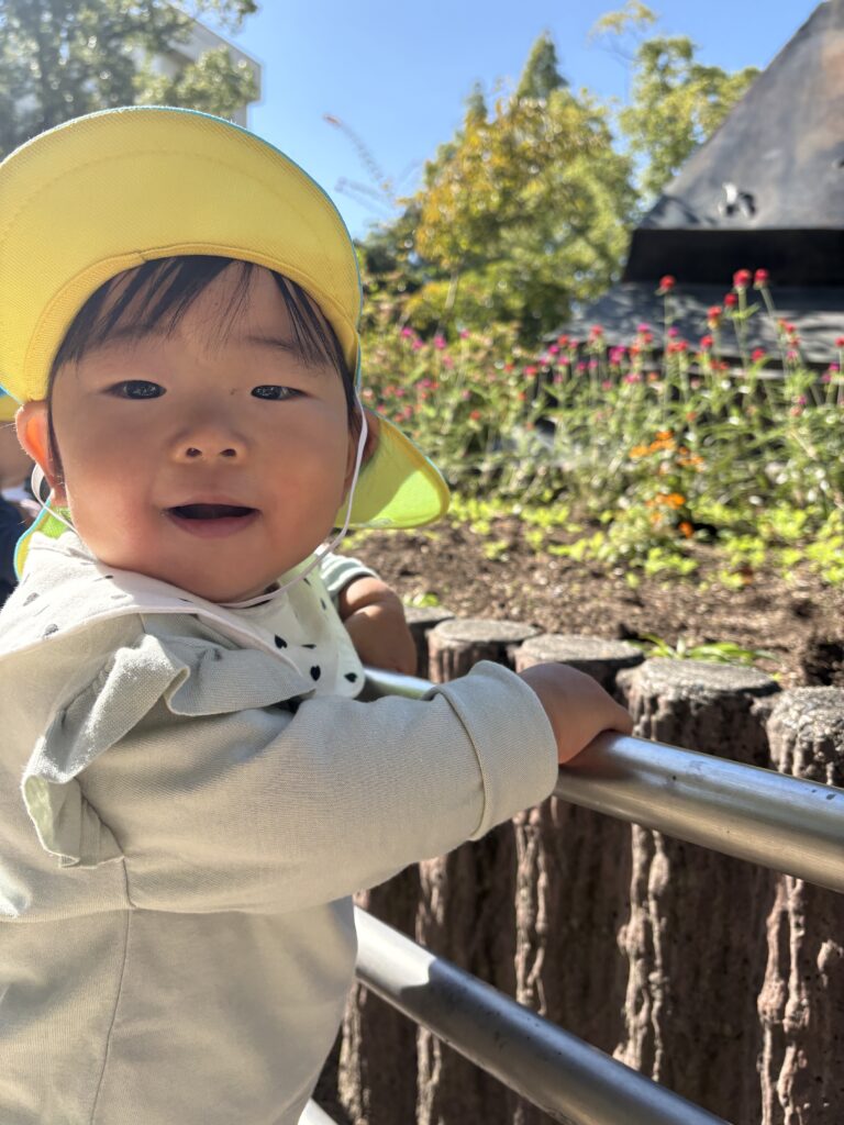 大阪 吹田 保育園 くじら保育園 秋のお散歩 202510-1