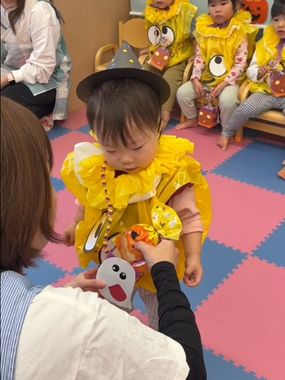 保育園 ミニオン ハロウィン くじら保育園 202511-4