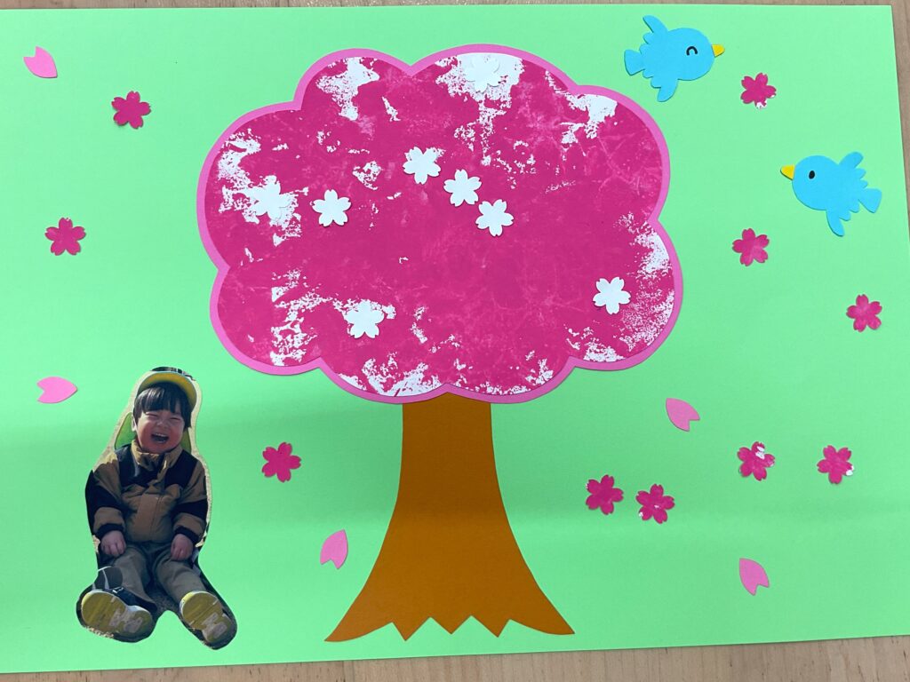 保育園春の壁面製作　大阪　くじら保育園　2022603-4