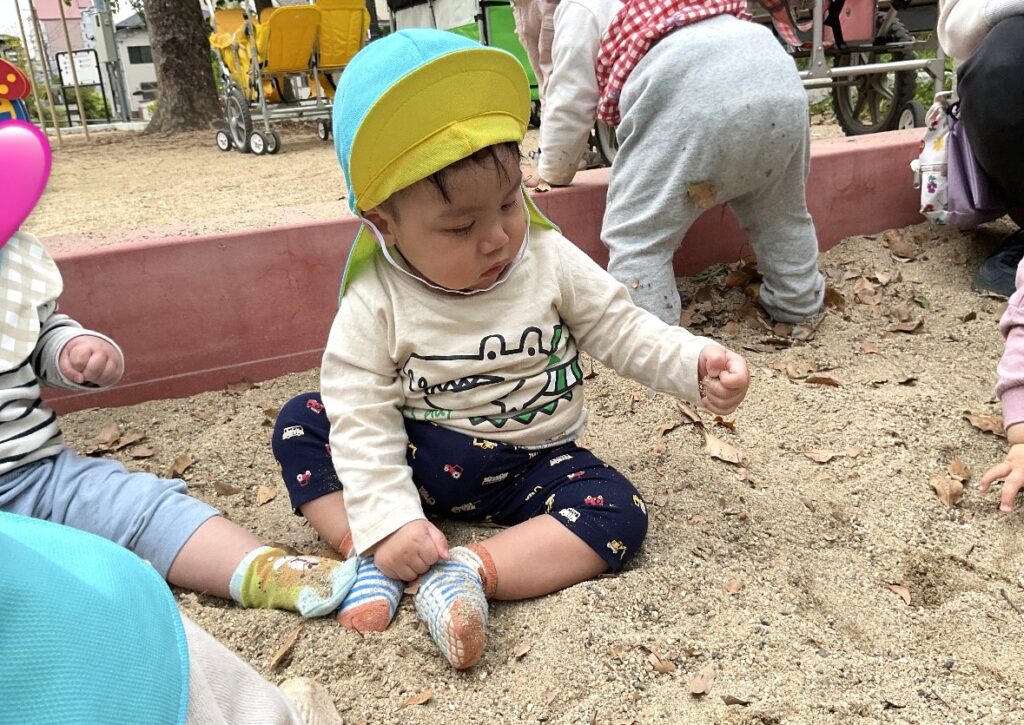 保育園から玉の井公園へ　大阪　くじら保育園　202605-2