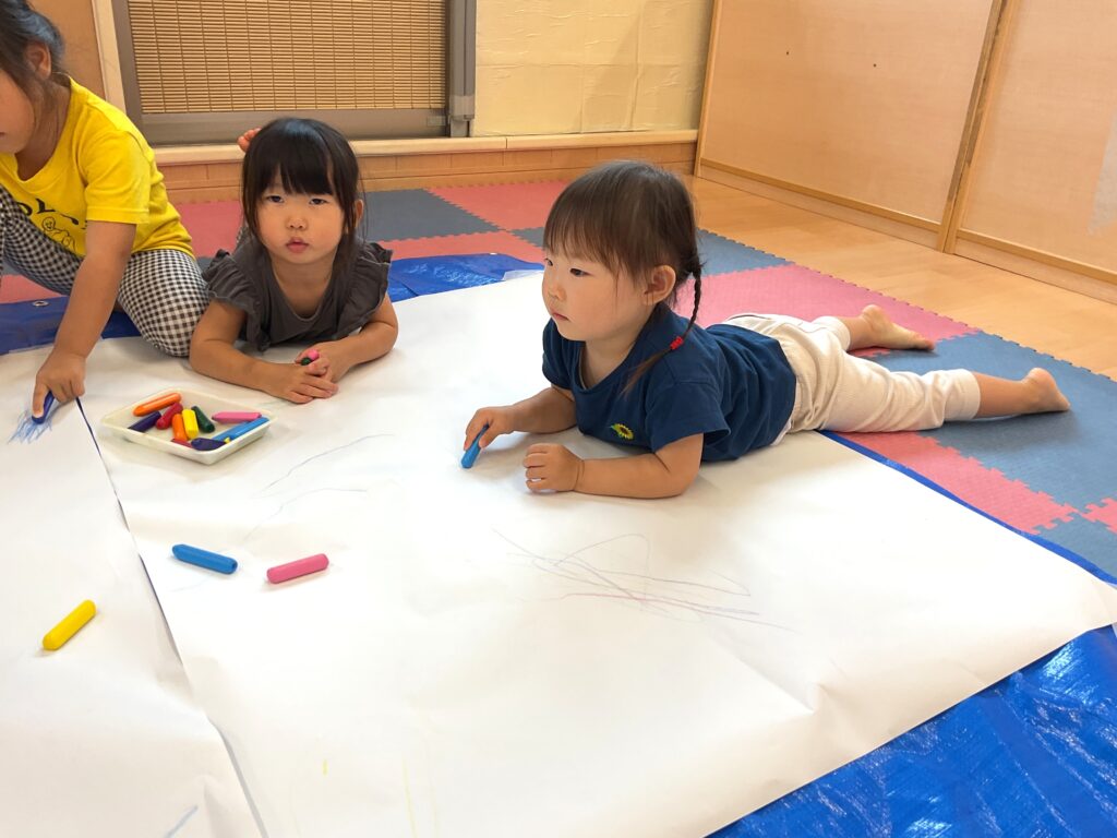 室内遊びでの異年齢児交流 大阪 保育園 くじら保育園 202609-4