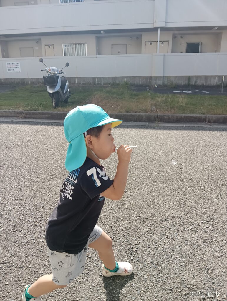 明石 保育園 おおぞら保育園 シャボン玉 202510-3
