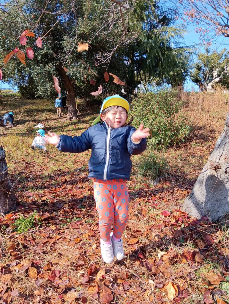 斜面登り 明石 保育園 おおぞら保育園 202512-1