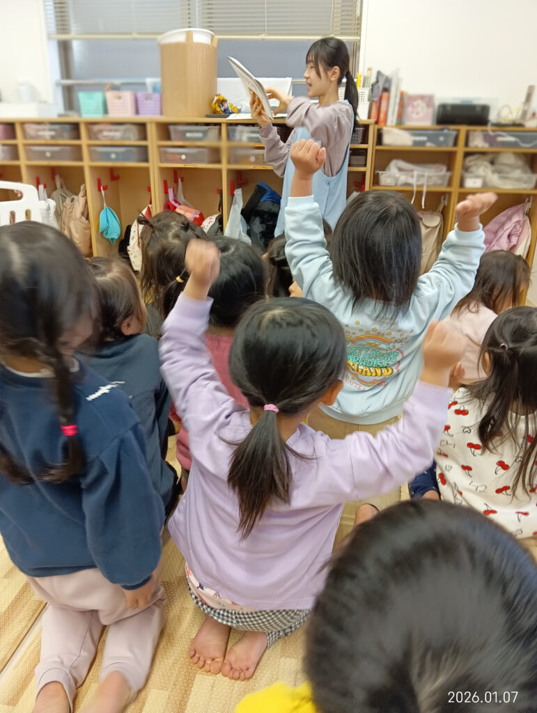 保育園で餅つき大会　明石　保育園　おおぞら保育園　202601-1