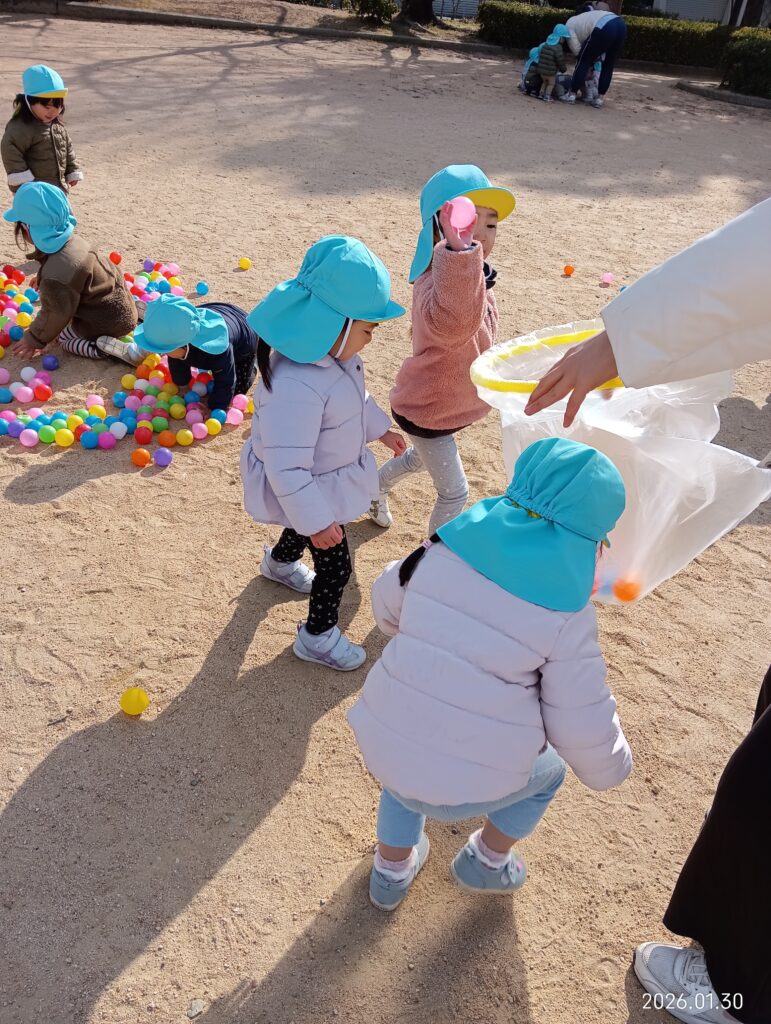 保育園冬の外あそび　明石　おおぞら保育園　202602-3