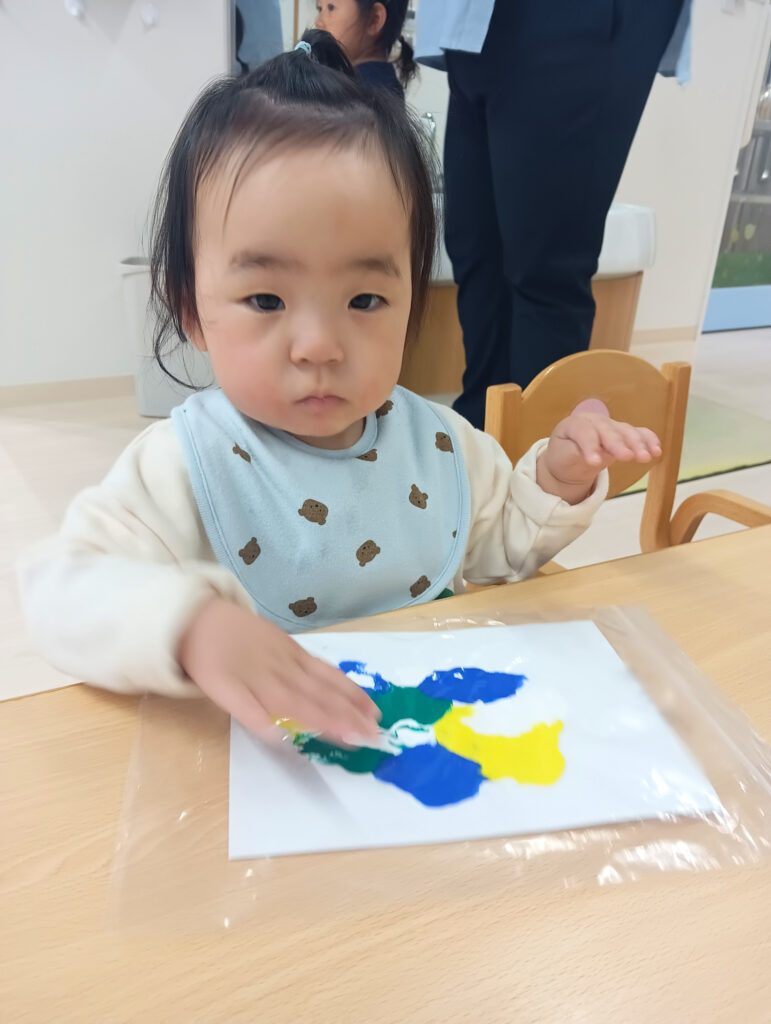 保育園こいのぼり製作でこどもの日準備　大阪　くじら保育園　202605-5