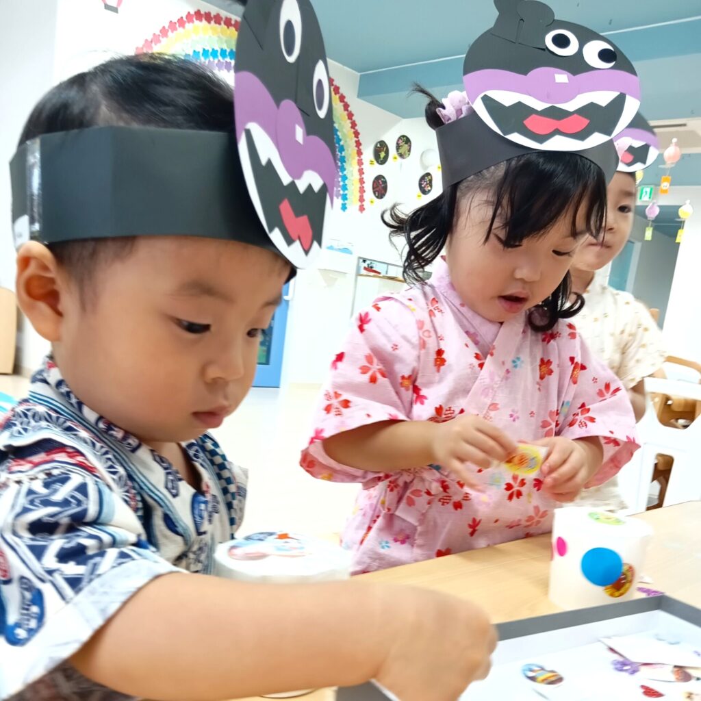 おおぞら保育園 魚住園の夏祭りでばいきんまんお面