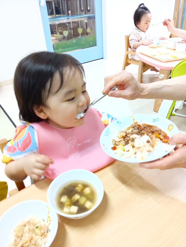 慣らし保育で自園調理給食　明石　保育園　おおぞら保育園　202604-5