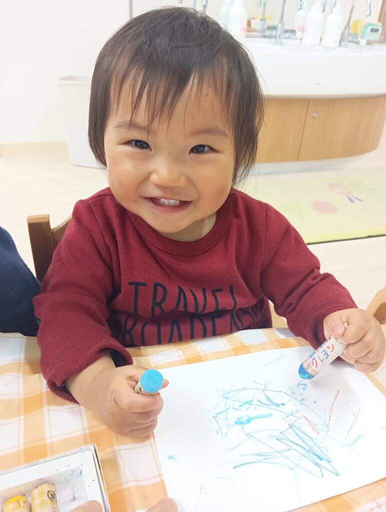 保育園こいのぼり製作でこどもの日準備　大阪　くじら保育園　202605-4