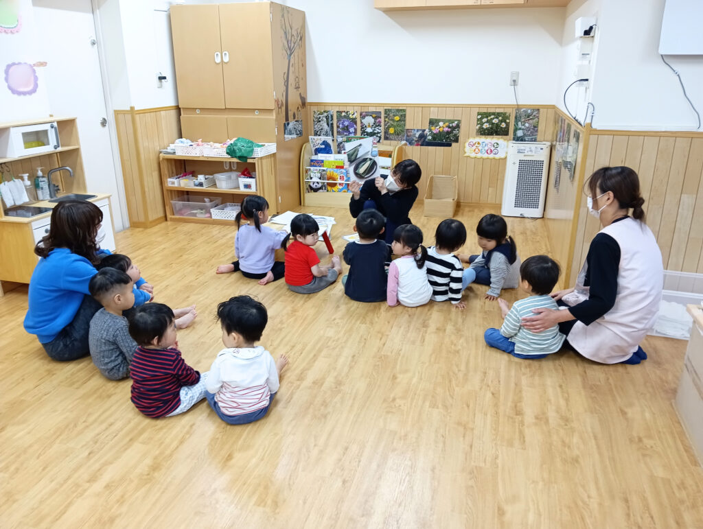 こどもの日 子供の日のつどい かぶと こいのぼり 菖蒲湯 しょうぶ湯 くじら保育園 淀川 淀川区役所 202505*-2
