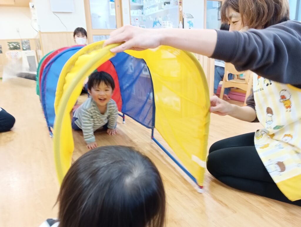 こどもの日 子供の日のつどい かぶと こいのぼり 菖蒲湯 しょうぶ湯 くじら保育園 淀川 淀川区役所 202505*-3