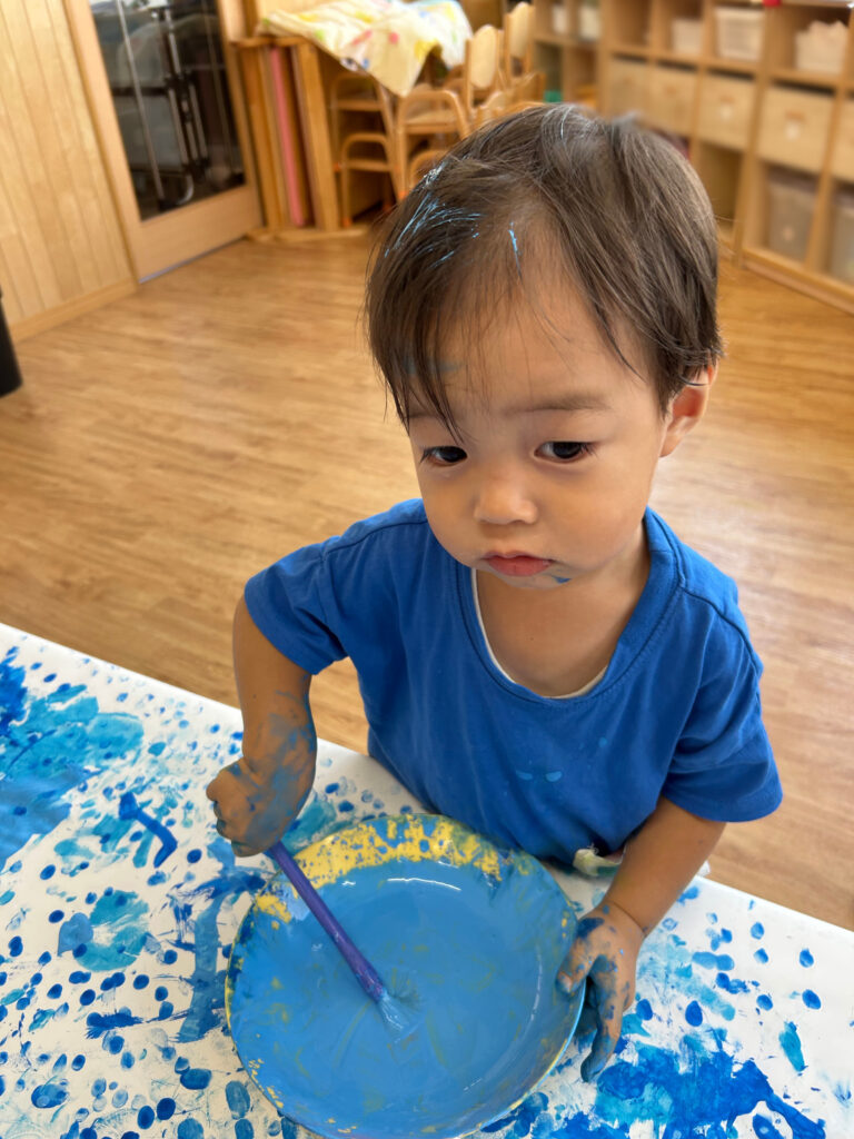 絵の具　夏　土曜保育　土曜日　くじら保育園　淀川園　淀川区　202508-4