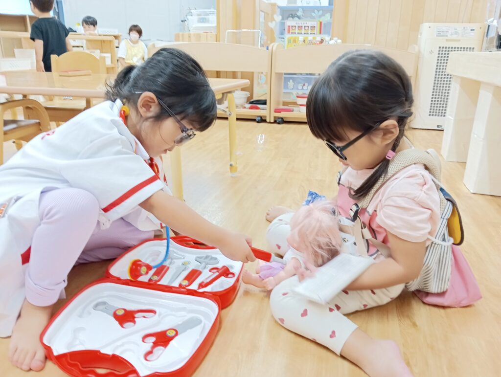 大阪 保育園 くじら保育園 自由遊び 202510-2