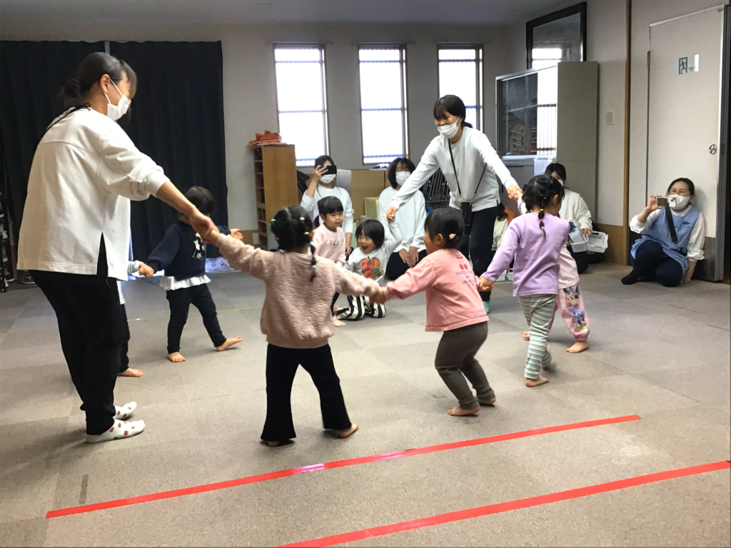 保育園の運動あそび 大阪 保育園 くじら保育園 202512-8