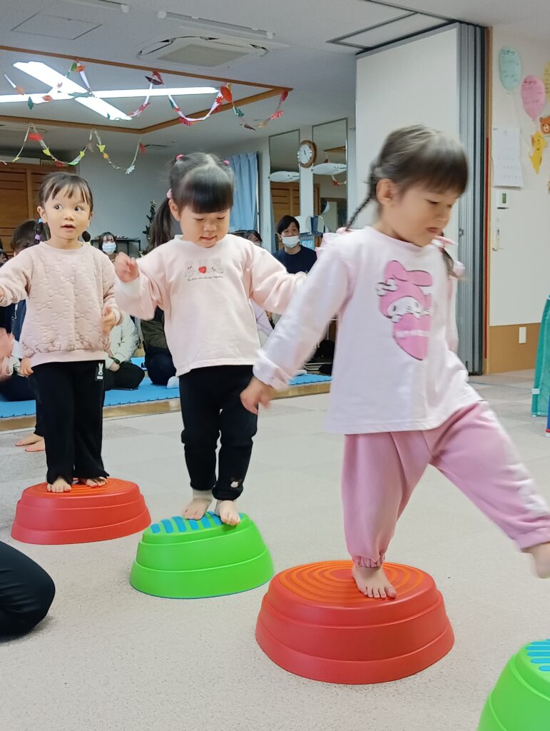 保育園の運動あそび 大阪 保育園 くじら保育園 202512-5