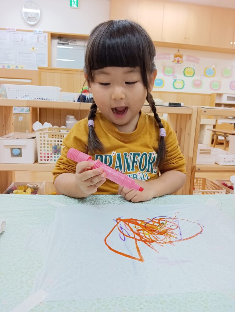 保育園で手作り凧揚げ 大阪 保育園 くじら保育園 202601-1