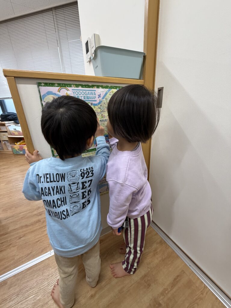 保育園の園長室　子どものコミュニケーション　大阪　保育園　くじら保育園　202602-1