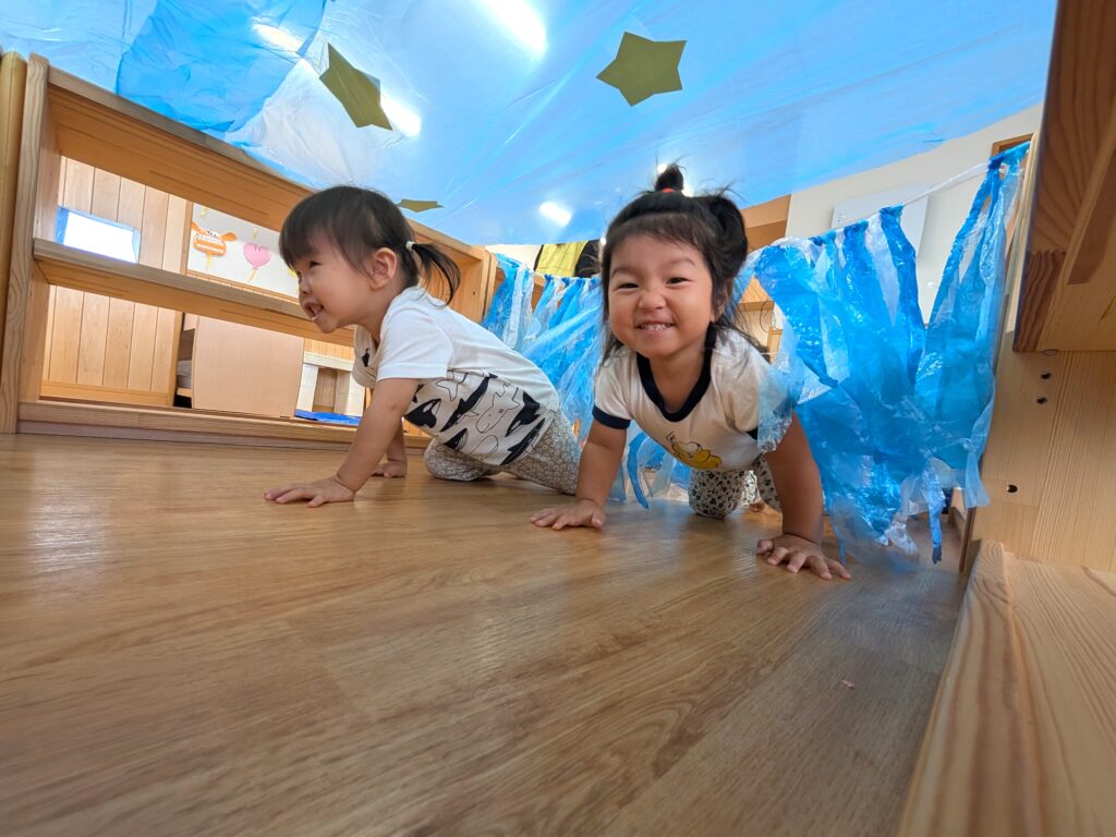 保育園の七夕　スズランテープ　大阪　くじら保育園　202607-2
