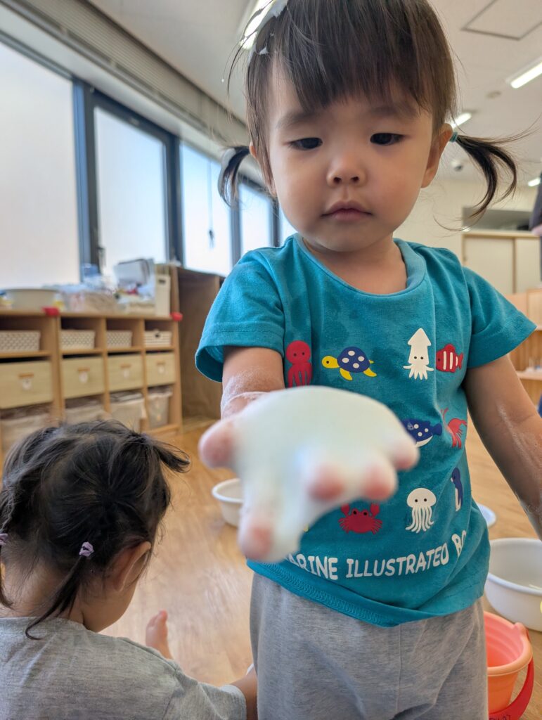 保育園　水遊び　五感　大阪　くじら保育園　202608-2