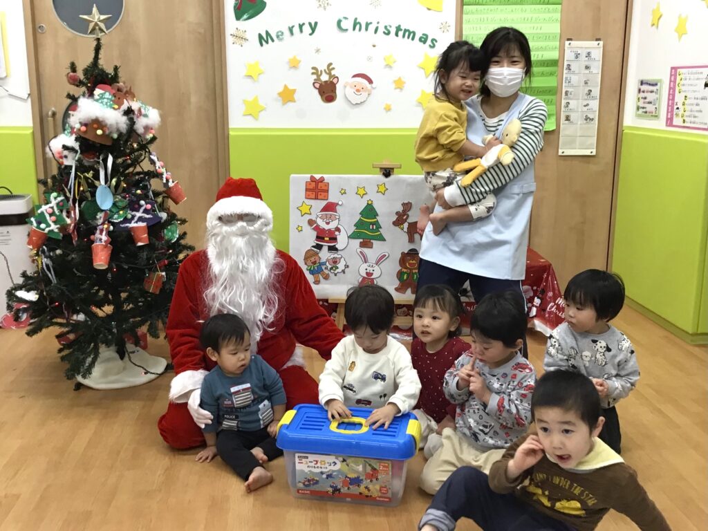 くじら保育園　淀屋橋園　クリスマス　202412-6