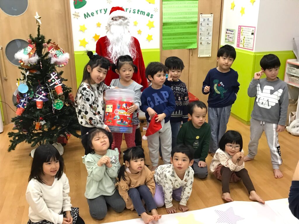 くじら保育園　淀屋橋園　クリスマス　202412-1