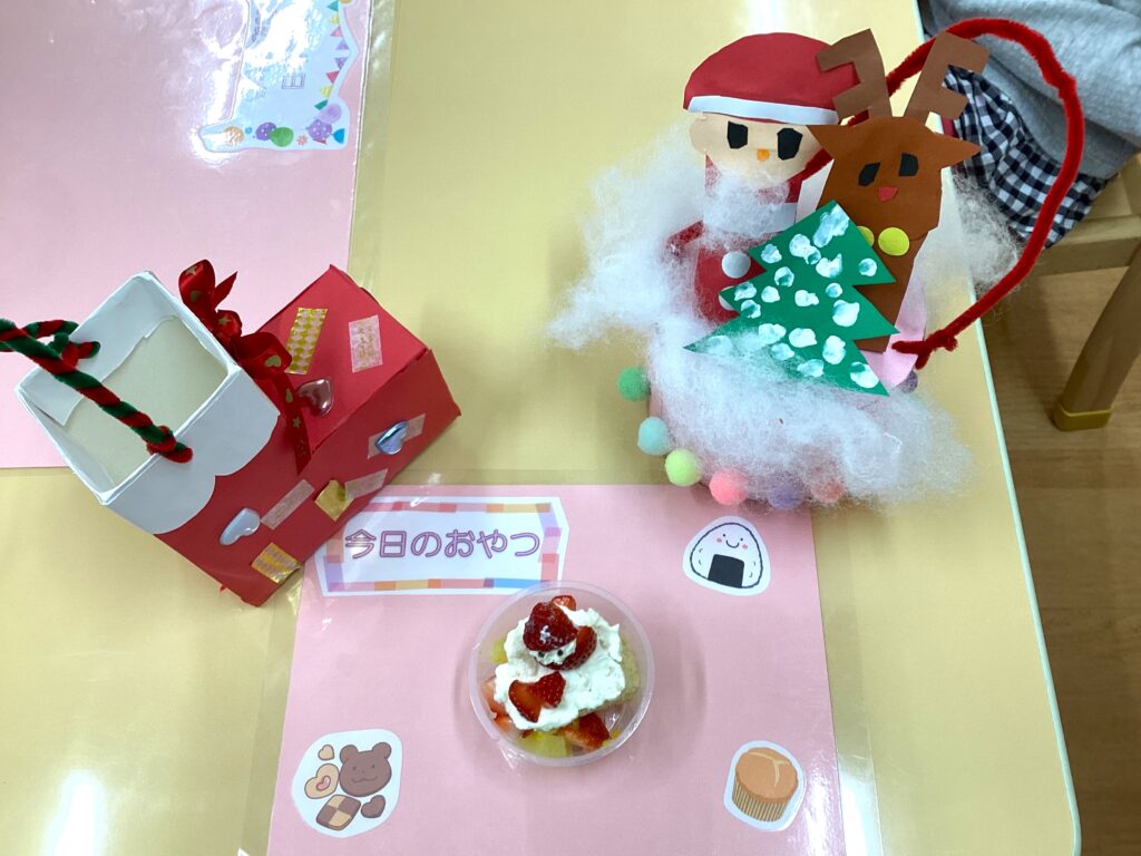 くじら保育園　淀屋橋園　クリスマス　202412-10