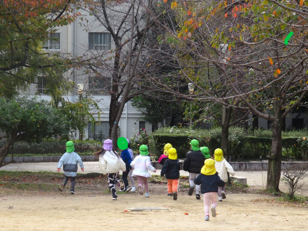 くじら保育園　淀屋橋園　新年の挨拶　202501-1