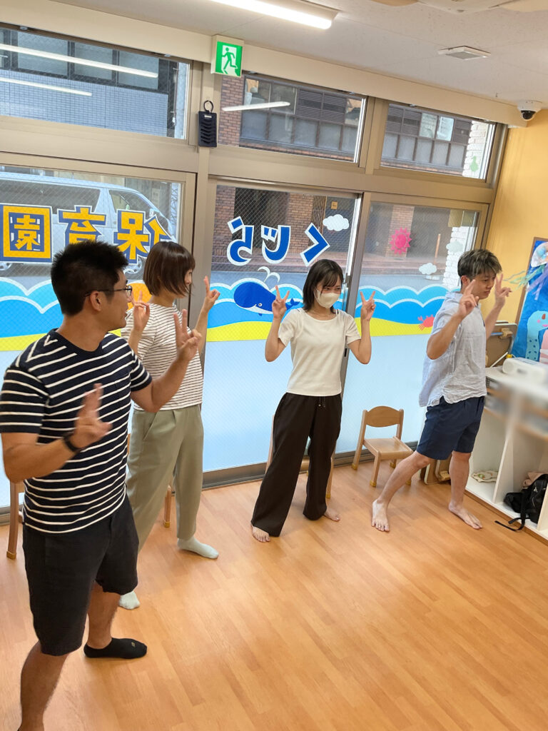 リフレッシュ保育　エビカニクス　体操　カプラ　保護者交流　　大阪　保育園　くじら保育園　淀屋橋　202508-1
