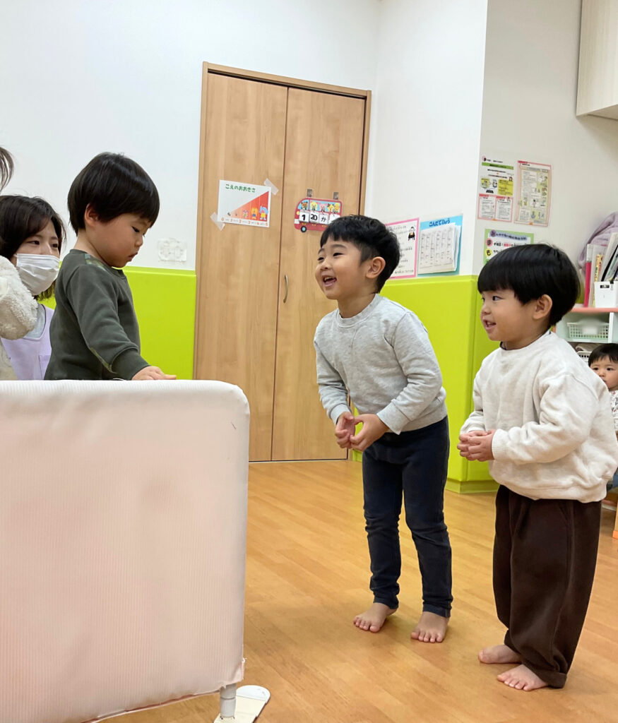 保育園の生活発表会に向けて猛練習　大阪　保育園 　くじら保育園　202601-4